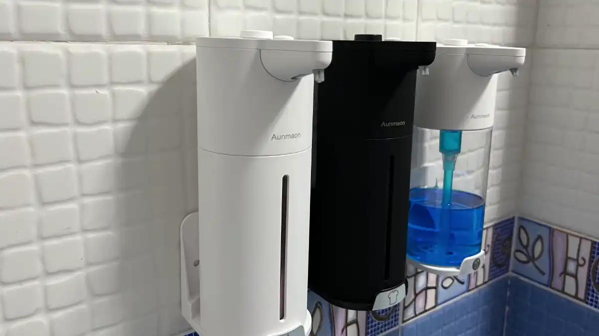 The Soap Dispenser That Finally Outsmarted Your Kitchen